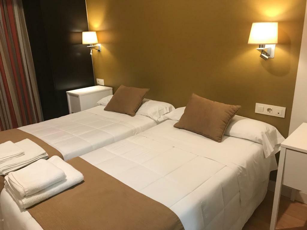 Hotel Moya Navalmoral De La Mata Zewnętrze zdjęcie