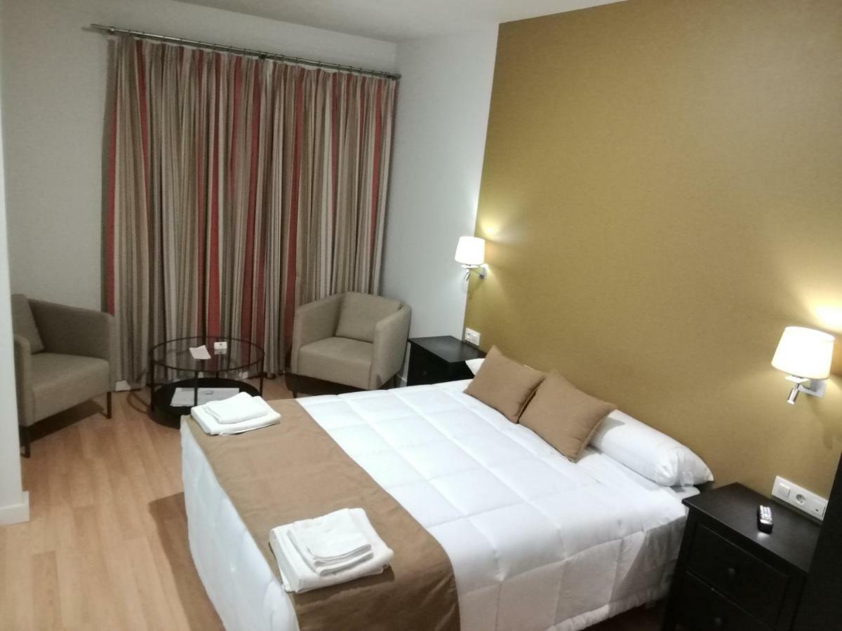 Hotel Moya Navalmoral De La Mata Zewnętrze zdjęcie