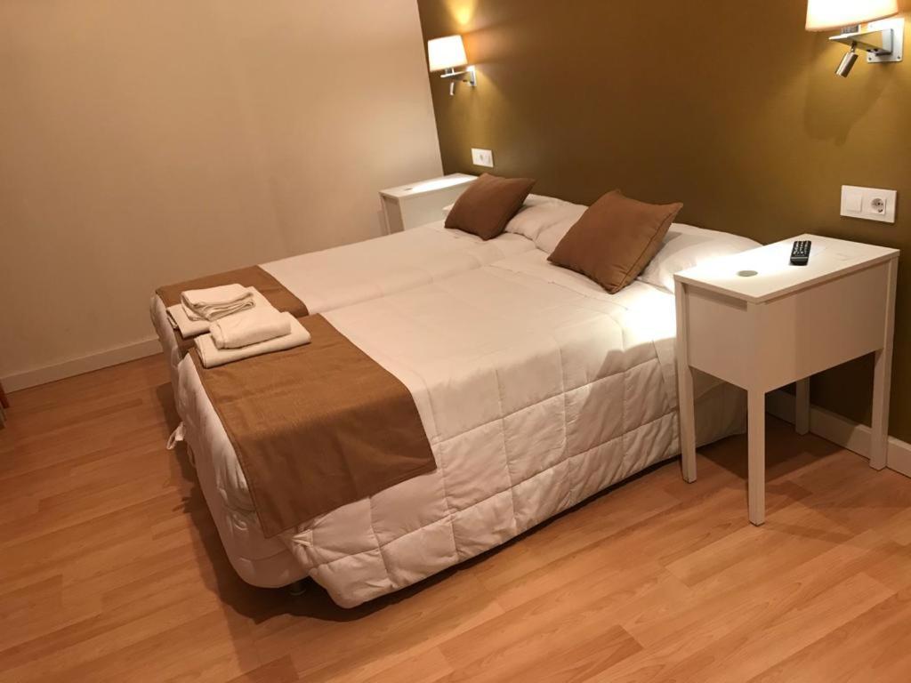 Hotel Moya Navalmoral De La Mata Zewnętrze zdjęcie