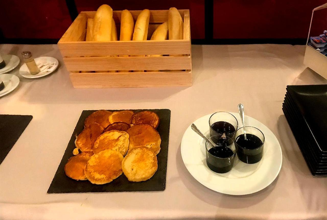 Hotel Moya Navalmoral De La Mata Zewnętrze zdjęcie